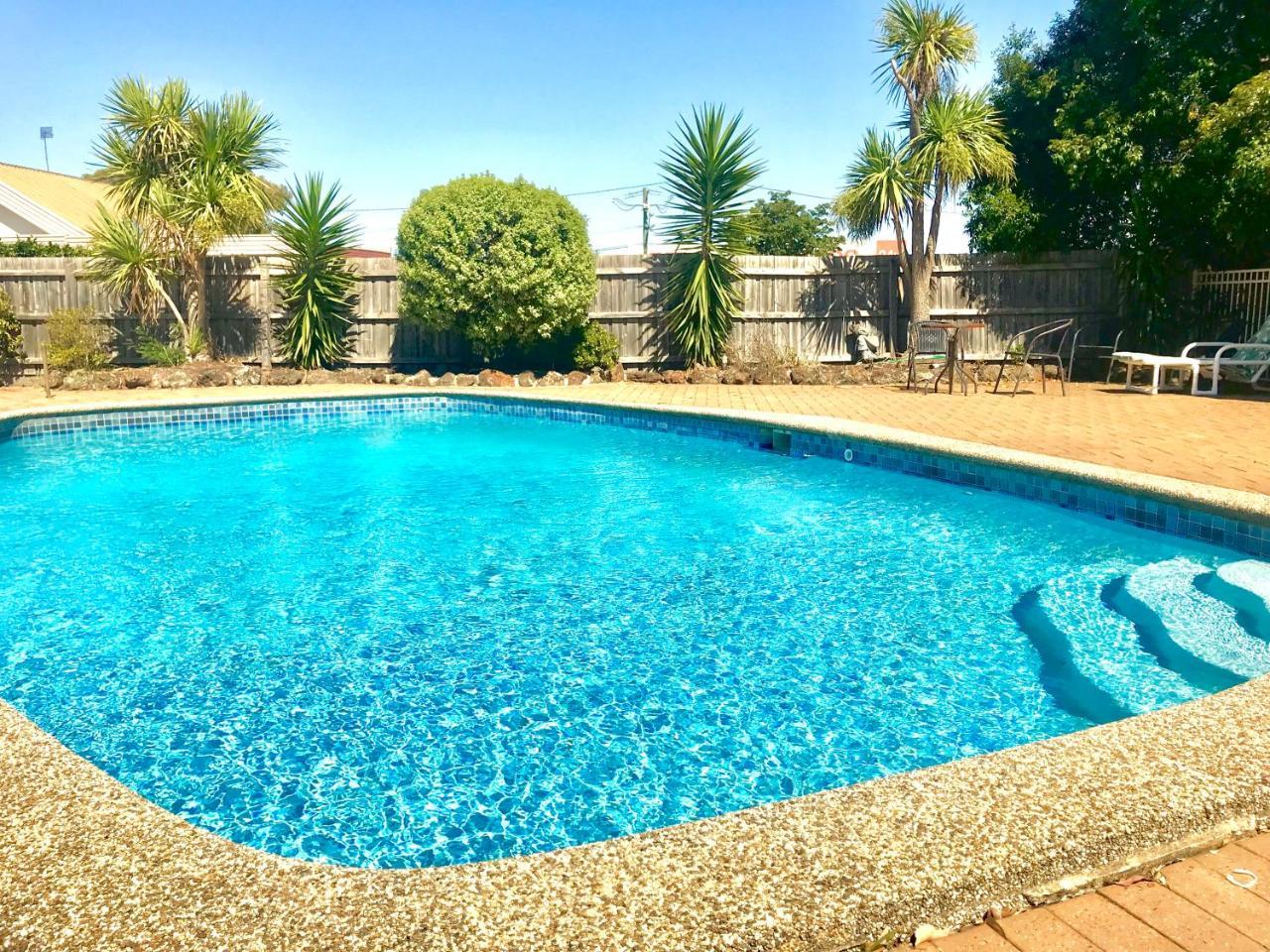 Burwood East Motel Екстериор снимка